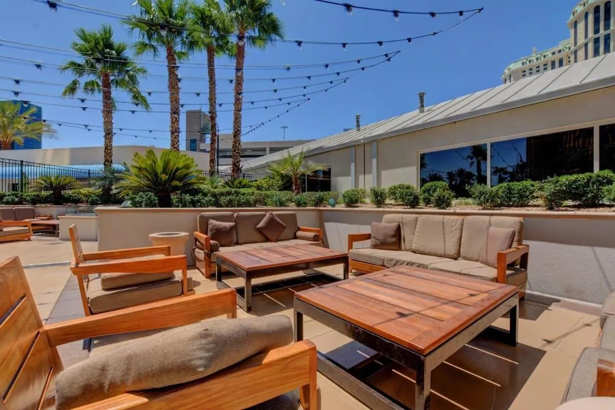 Vakantiehuis Mgm Signature-37-814 1Br 2Ba F1 Pits View Balcony Las Vegas
