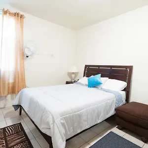 Studio And 1 Bedroom - Bronx Apartment New York